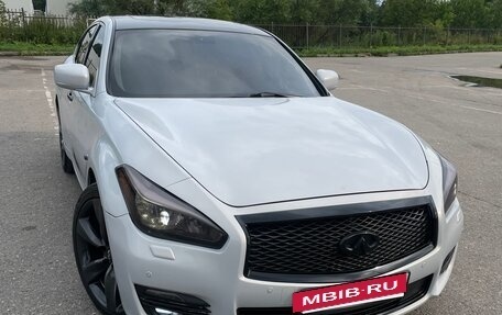 Infiniti Q70 I, 2013 год, 1 600 000 рублей, 3 фотография