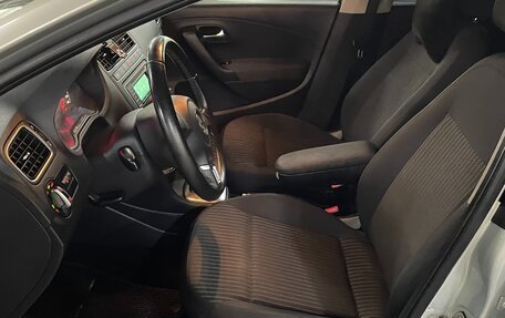 Volkswagen Polo VI (EU Market), 2013 год, 720 000 рублей, 7 фотография