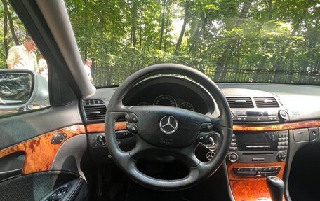 Mercedes-Benz E-Класс, 2007 год, 1 230 000 рублей, 22 фотография
