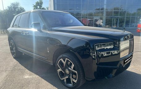 Rolls-Royce Cullinan, 2025 год, 93 000 000 рублей, 3 фотография