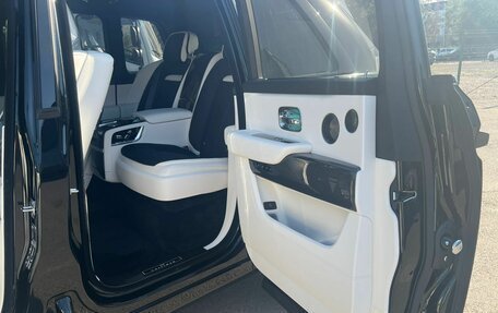 Rolls-Royce Cullinan, 2025 год, 93 000 000 рублей, 9 фотография