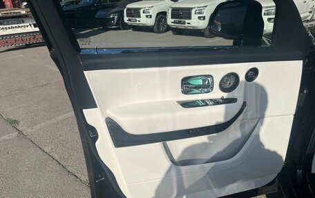 Rolls-Royce Cullinan, 2025 год, 93 000 000 рублей, 13 фотография