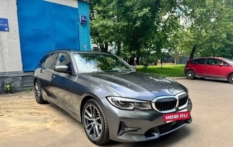 BMW 3 серия, 2019 год, 3 990 000 рублей, 3 фотография