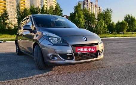 Renault Scenic III, 2010 год, 690 000 рублей, 3 фотография