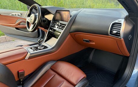 BMW 8 серия, 2018 год, 6 450 000 рублей, 16 фотография