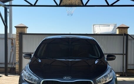 KIA cee'd III, 2016 год, 1 250 000 рублей, 2 фотография
