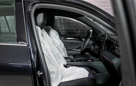 Volkswagen Tiguan, 2024 год, 4 915 000 рублей, 11 фотография