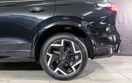 Volkswagen Tiguan, 2024 год, 4 915 000 рублей, 24 фотография