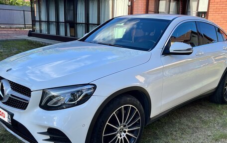 Mercedes-Benz GLC Coupe, 2018 год, 3 650 000 рублей, 3 фотография
