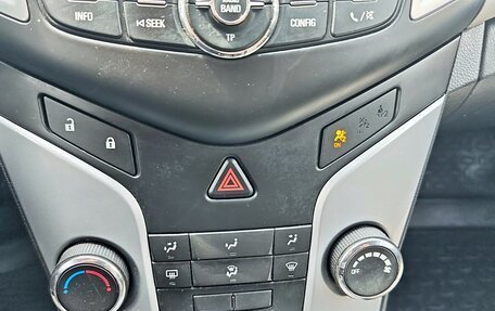 Chevrolet Cruze II, 2013 год, 630 000 рублей, 15 фотография