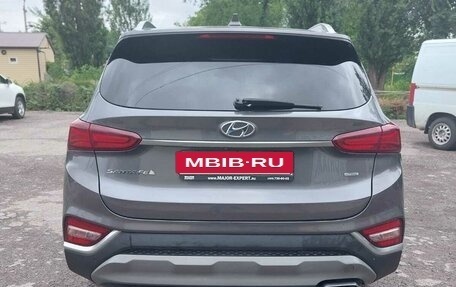 Hyundai Santa Fe IV, 2018 год, 1 990 000 рублей, 5 фотография