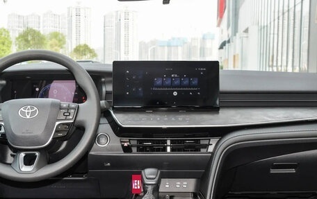 Toyota Camry, 2024 год, 3 520 000 рублей, 11 фотография
