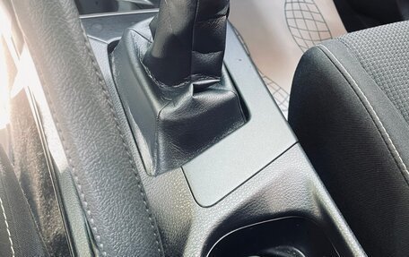 Toyota RAV4, 2017 год, 2 790 000 рублей, 12 фотография