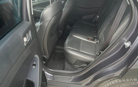 Hyundai Tucson III, 2018 год, 2 215 000 рублей, 8 фотография