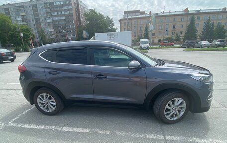 Hyundai Tucson III, 2018 год, 2 215 000 рублей, 3 фотография