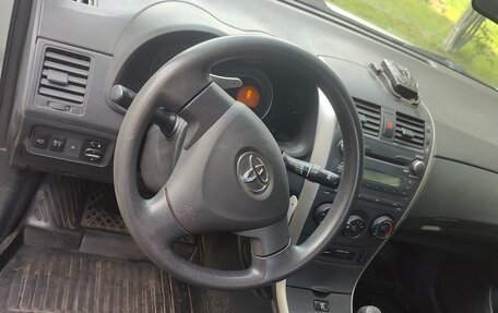 Toyota Corolla, 2006 год, 550 000 рублей, 5 фотография