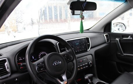 KIA Sportage IV рестайлинг, 2017 год, 2 100 000 рублей, 11 фотография