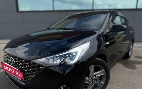 Hyundai Solaris II рестайлинг, 2021 год, 1 789 000 рублей, 16 фотография