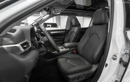 Toyota Highlander, 2025 год, 5 300 000 рублей, 9 фотография