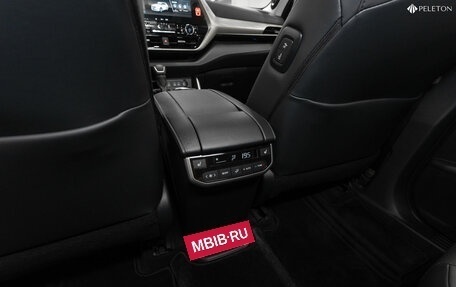 Toyota Highlander, 2025 год, 5 300 000 рублей, 15 фотография