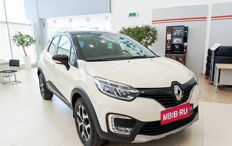 Renault Kaptur I рестайлинг, 2017 год, 1 436 000 рублей, 3 фотография