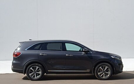 KIA Sorento III Prime рестайлинг, 2018 год, 2 440 000 рублей, 4 фотография