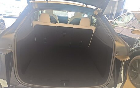 Tesla Model Y I, 2025 год, 7 490 000 рублей, 4 фотография