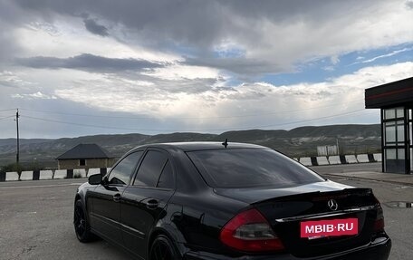 Mercedes-Benz E-Класс, 2007 год, 950 000 рублей, 3 фотография