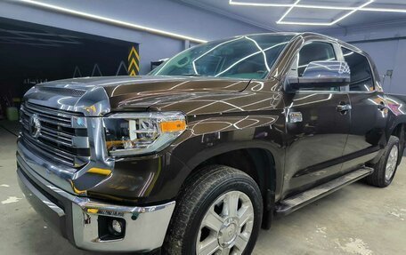 Toyota Tundra II, 2021 год, 9 000 000 рублей, 4 фотография
