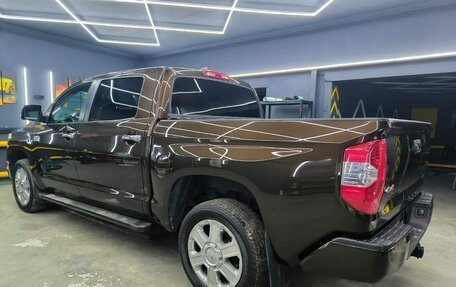 Toyota Tundra II, 2021 год, 9 000 000 рублей, 2 фотография