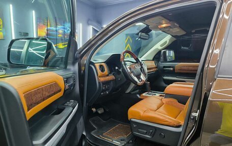 Toyota Tundra II, 2021 год, 9 000 000 рублей, 12 фотография