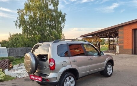 Chevrolet Niva I рестайлинг, 2016 год, 827 000 рублей, 3 фотография