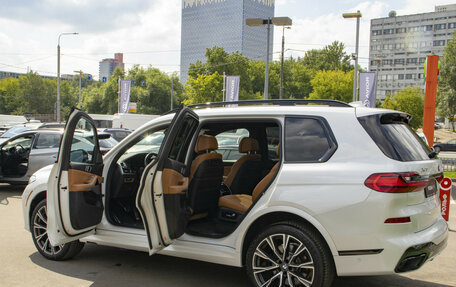 BMW X7, 2021 год, 8 400 000 рублей, 29 фотография