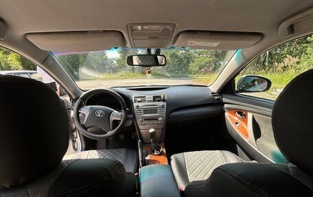 Toyota Camry, 2011 год, 1 200 000 рублей, 7 фотография