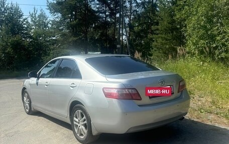 Toyota Camry, 2011 год, 1 200 000 рублей, 4 фотография