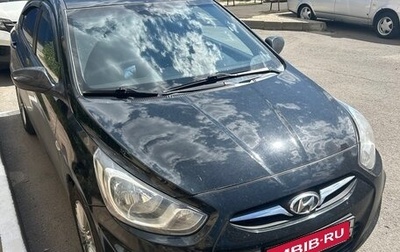 Hyundai Solaris II рестайлинг, 2011 год, 910 000 рублей, 1 фотография