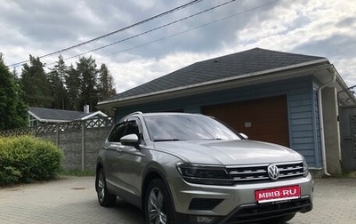 Volkswagen Tiguan II, 2017 год, 2 700 000 рублей, 1 фотография