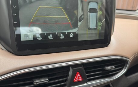 Hyundai Santa Fe IV, 2019 год, 3 490 000 рублей, 10 фотография