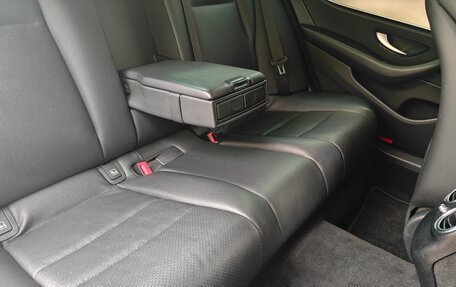 Mercedes-Benz E-Класс, 2019 год, 2 950 000 рублей, 8 фотография