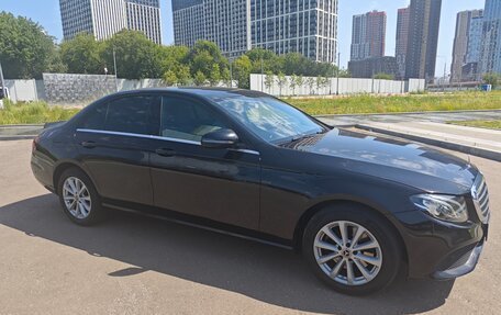 Mercedes-Benz E-Класс, 2019 год, 2 950 000 рублей, 12 фотография