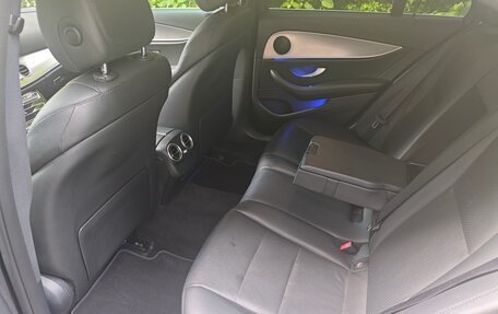Mercedes-Benz E-Класс, 2019 год, 2 950 000 рублей, 9 фотография