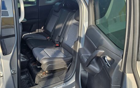 Opel Meriva, 2011 год, 800 000 рублей, 15 фотография