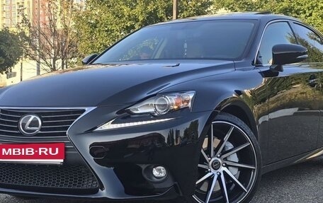 Lexus IS III, 2016 год, 2 600 000 рублей, 3 фотография