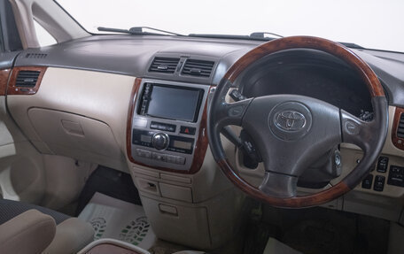 Toyota Ipsum II, 2002 год, 929 000 рублей, 7 фотография