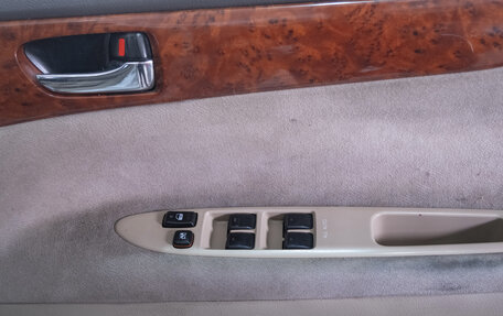 Toyota Ipsum II, 2002 год, 929 000 рублей, 13 фотография
