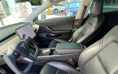 Tesla Model 3 I, 2018 год, 2 600 000 рублей, 10 фотография