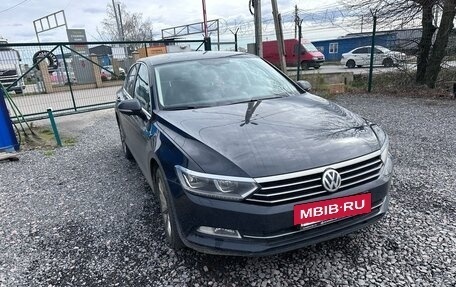 Volkswagen Passat B8 рестайлинг, 2019 год, 1 750 000 рублей, 2 фотография