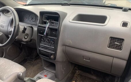 KIA Carens I (RS), 2002 год, 220 000 рублей, 7 фотография