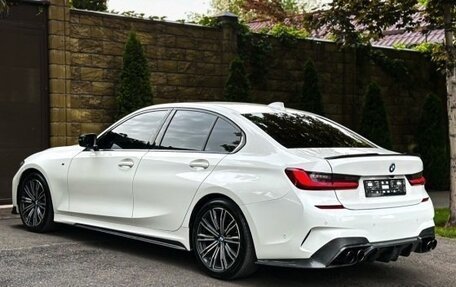 BMW 3 серия, 2021 год, 3 200 000 рублей, 4 фотография