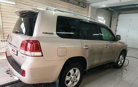 Toyota Land Cruiser 200, 2011 год, 3 900 000 рублей, 7 фотография